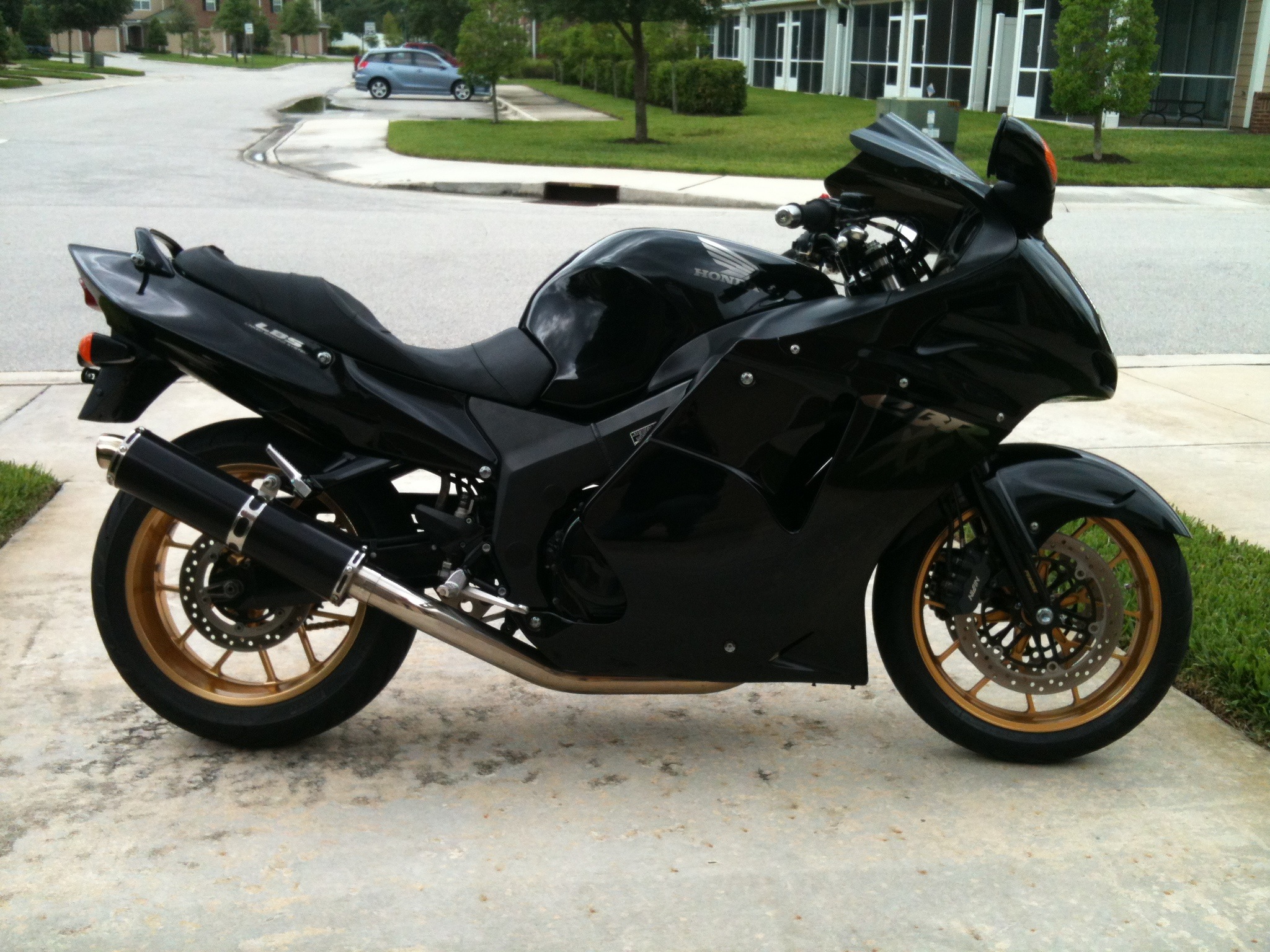Honda CBR 1100С…С… Blackbird