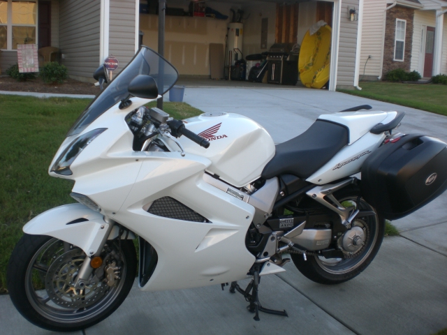 2006 White Honda VFR800 ABS sold The Sales Floor For Sale Wanted CBR1100XX Forum